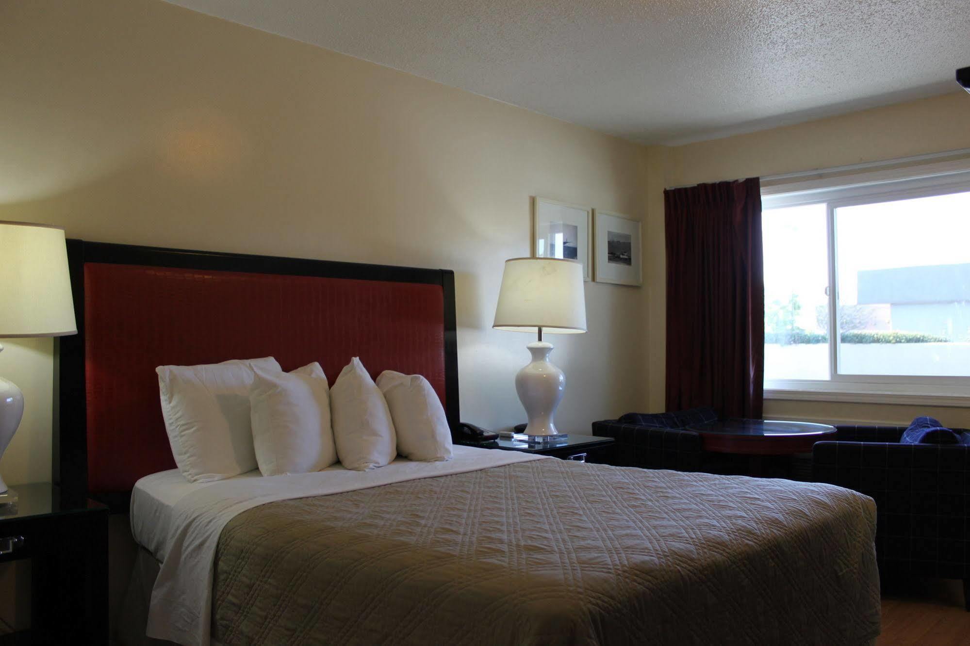 Motel Budget 2*